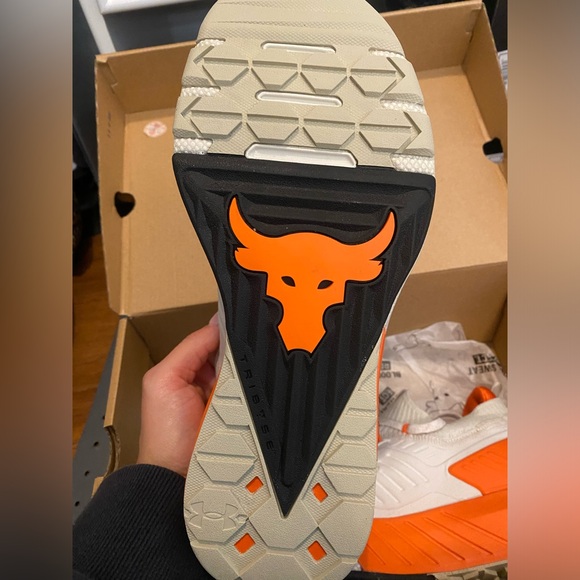 Project rock HOVR shoes, size 10 Brand New - Picture 3 of 4